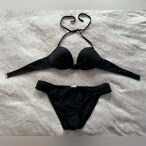 Women’s black swimsuit bikini size medium